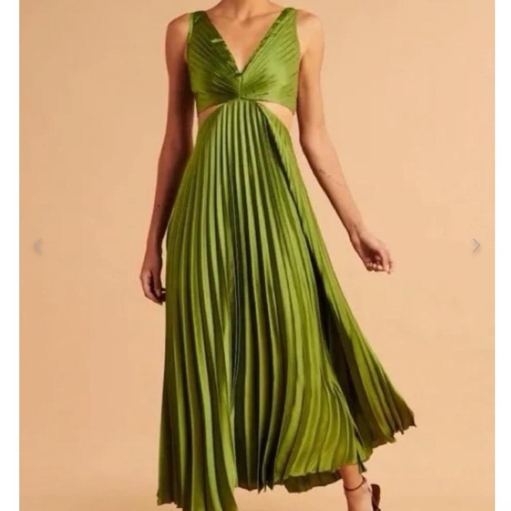 Sincerely Jules Backless Olive Dress